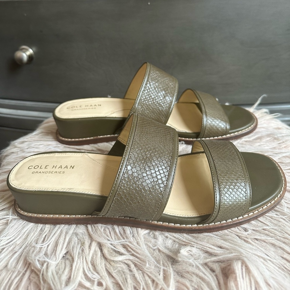 Cole Haan sandals - Picture 2 of 5